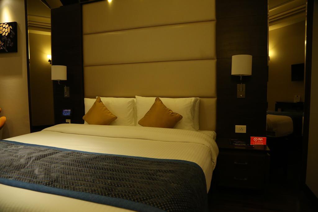 Hotel Oyo Premium Panchkula Sector 5 Exteriér fotografie
