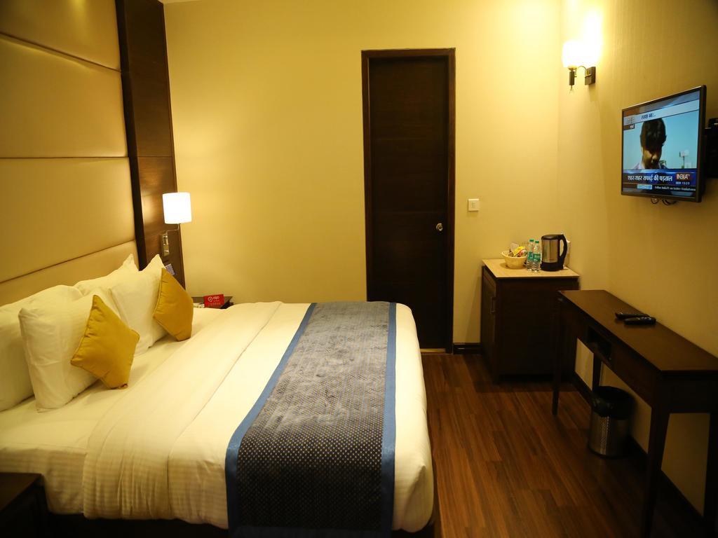 Hotel Oyo Premium Panchkula Sector 5 Pokoj fotografie