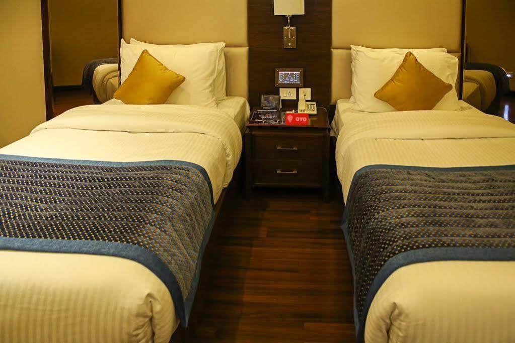 Hotel Oyo Premium Panchkula Sector 5 Exteriér fotografie